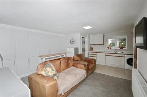 Utility Laundry Room