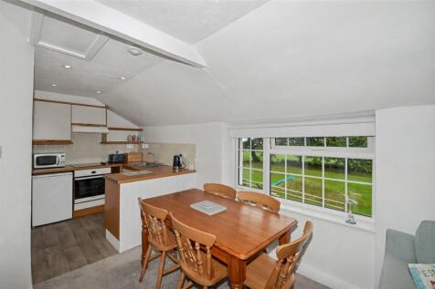 Bluebell Dining Area