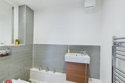 CAM05016G0-PR0035-ST