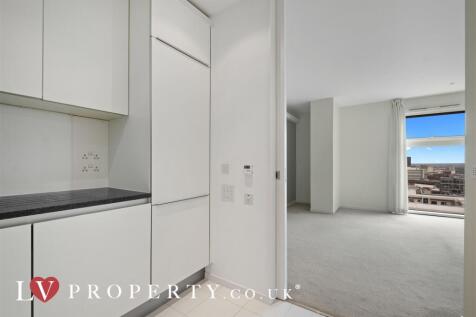 Full size Logo-15.jp