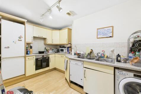 CAM05016G0-PR0077-ST