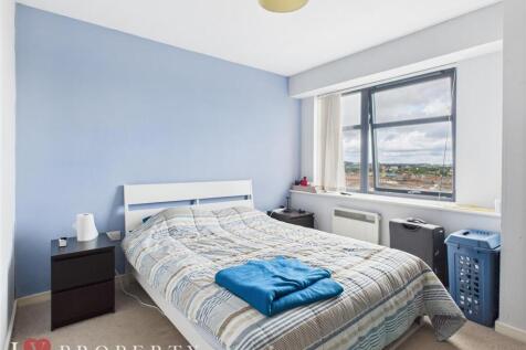 CAM05016G0-PR0081-ST