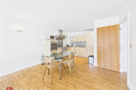 CAM05016G0-PR0107-ST