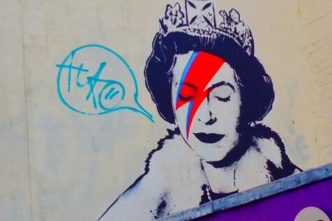 Queen 02