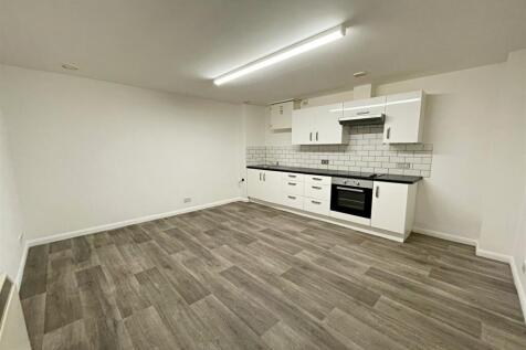 Kitchen/ Living Room