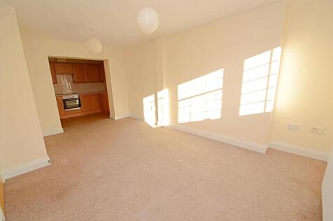 Living Room/Kitchen
