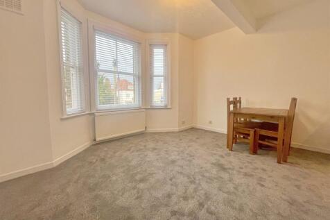 Living/Dining Area
