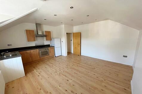 Living Room/Kitchen