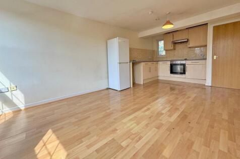 Living/Kitchen Area