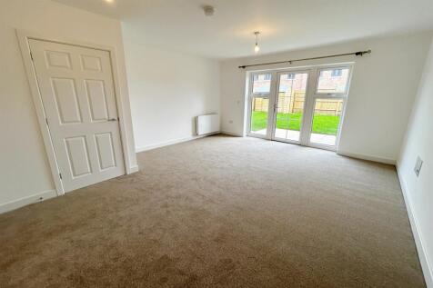 Sitting/Dining Room