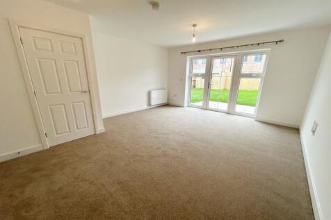 Sitting/Dining Room
