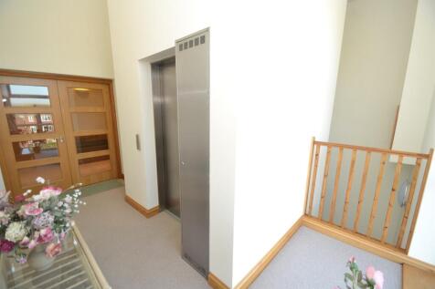 Private Lift Entranc