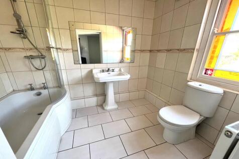 En Suite Bathroom