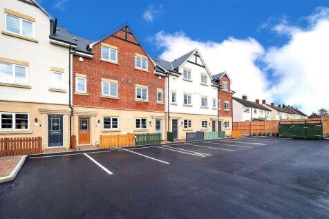 Booths Hill Court