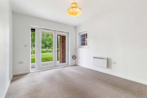 Kitchen / Living Area