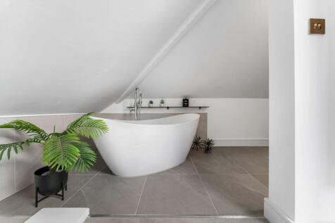 Bedroom Six Bathroom