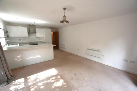 Lounge/Kitchen