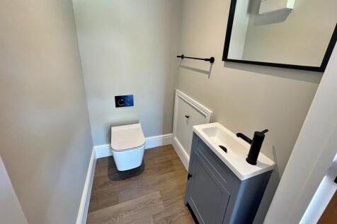 Downstairs WC 