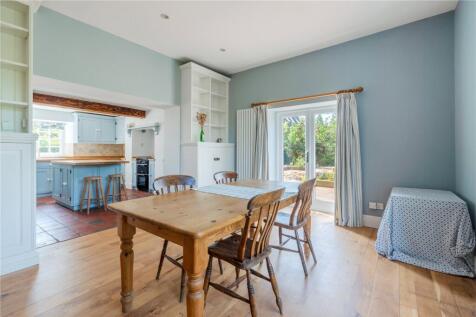 Breakfast Room