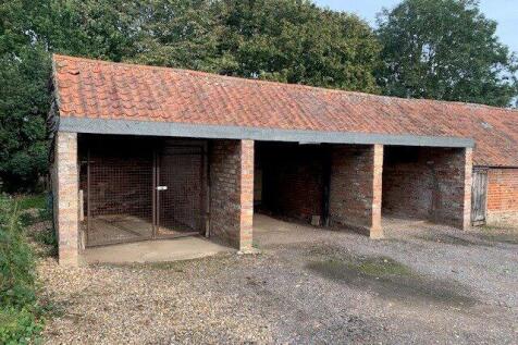Garage &amp; Kennel