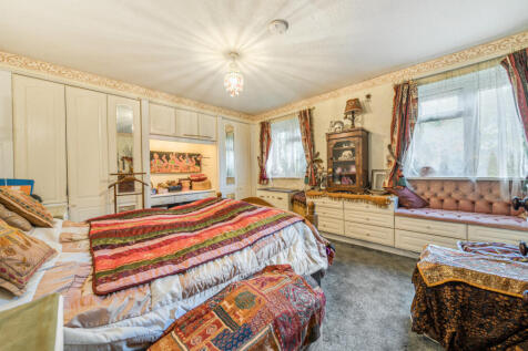 1369684-14-68f8a8...