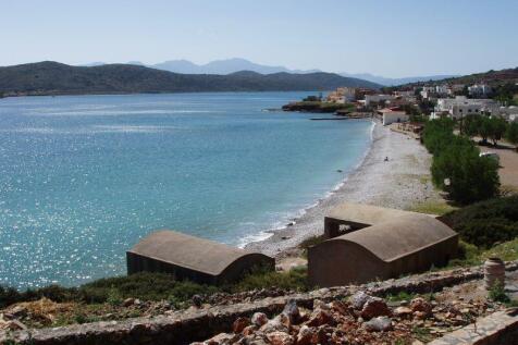 Beach of Plaka