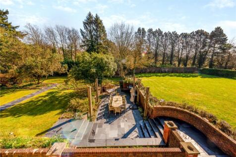Terrace &amp; Garden