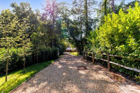Charlwood House