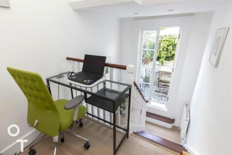 Roof Terrace Entranc