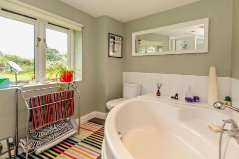 Cottage Bathroom
