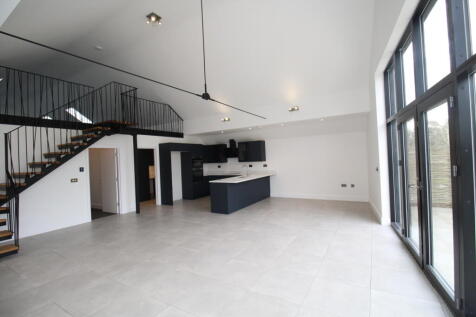 Dining/Family Area