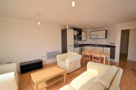 Lounge/Kitchen