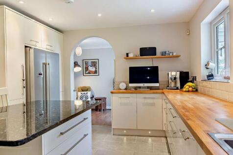 Kitchen/Breakfast