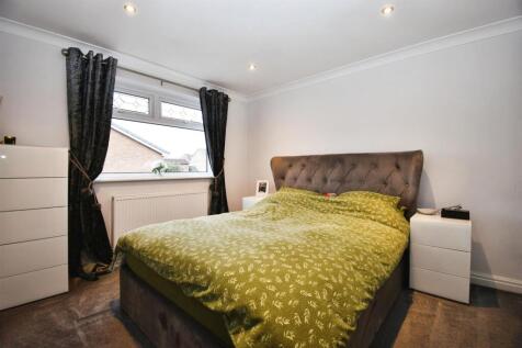 Bedroom one 2.JPG