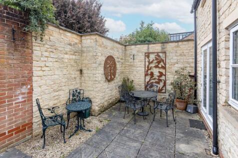 Courtyard Garden