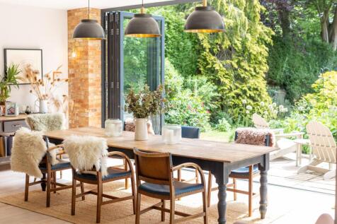 Breakfast Room