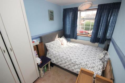 bed 2.JPG