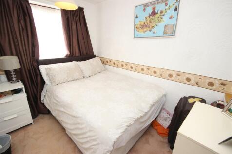 bed 3.JPG