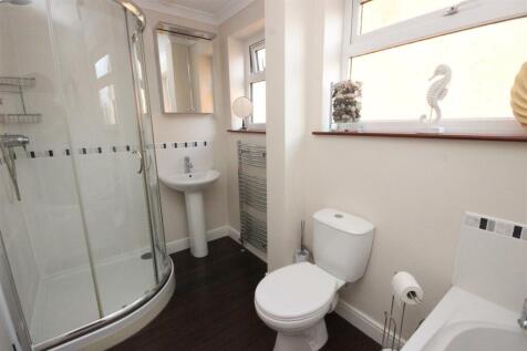 bathroom.JPG
