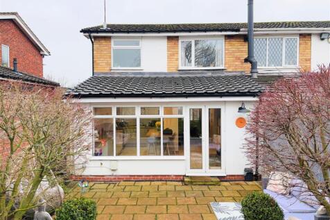 garden rear house.jpg