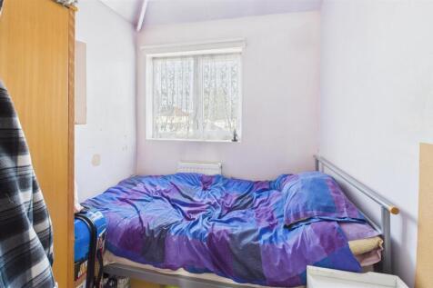 bed 3.jpg