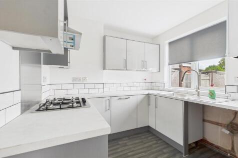 kitchen 1.jpg
