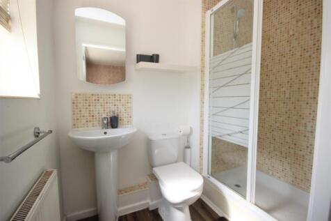 ensuite.JPG