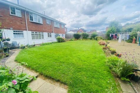 COMMUNAL GARDENS.jpg