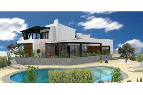 Buy V4 villa with pool in Albufeira