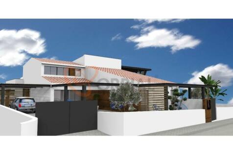 Buy V4 villa with pool in Albufeira