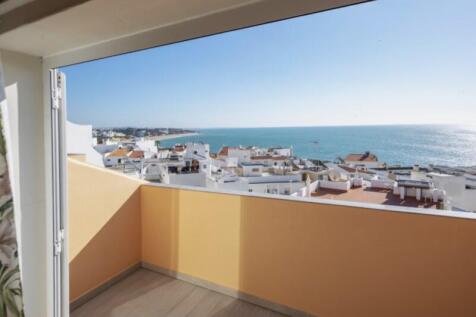 Villa with panoramic sea views and terraces