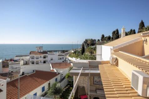 Villa with panoramic sea views and terraces