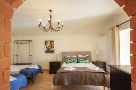 Villa with panoramic sea views and terraces