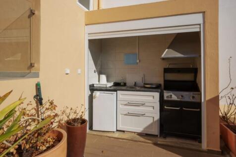 Villa with panoramic sea views and terraces